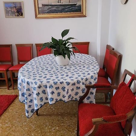 Bilocale: 5 Minuti Dall'Ariston Sanremo Bagian luar foto