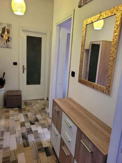 Bilocale: 5 Minuti Dall'Ariston Sanremo Bagian luar foto